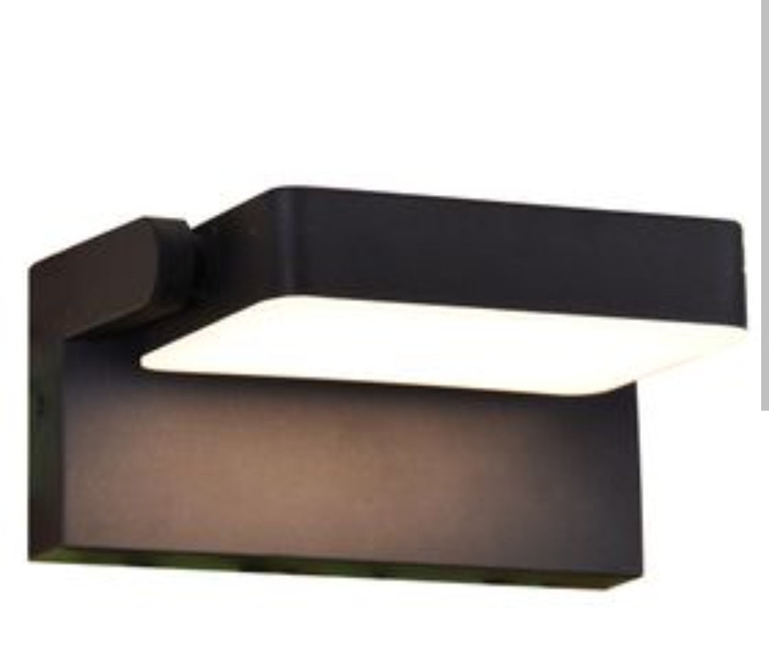 Milton l587 Black